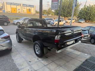 Mitsubishi L200 2005-thumb-12