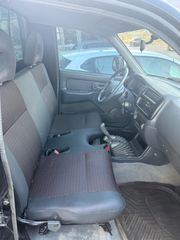 Mitsubishi L200 2005-thumb-24