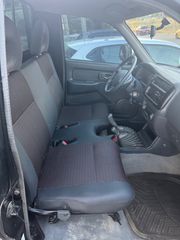 Mitsubishi L200 2005-thumb-27
