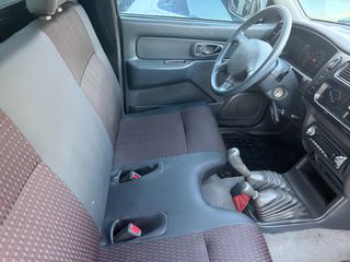 Mitsubishi L200 2005-thumb-28