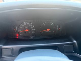 Mitsubishi L200 2005-thumb-35