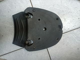 Piaggio Beverly 250 ,300 touer βάση μπακαζιερας