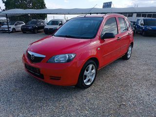 Mazda 2 2004