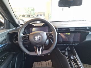 Alfa Romeo Junior 2026 1.2 MHEV SPECIALE 145HP eDCT TEST DRIVE-thumb-6
