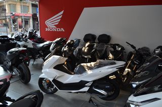 Honda PCX 125 2026-thumb-1