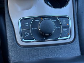 Jeep Grand Cherokee 2015 OVERLAND 3.0 CRD DIESEL-thumb-33