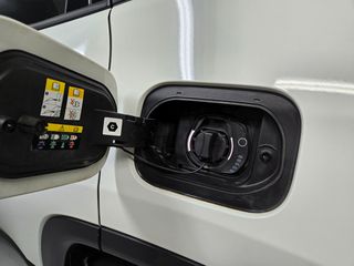 Jeep Compass 2022 Facelift Limited Plug-in Hybrid 4x4-thumb-23