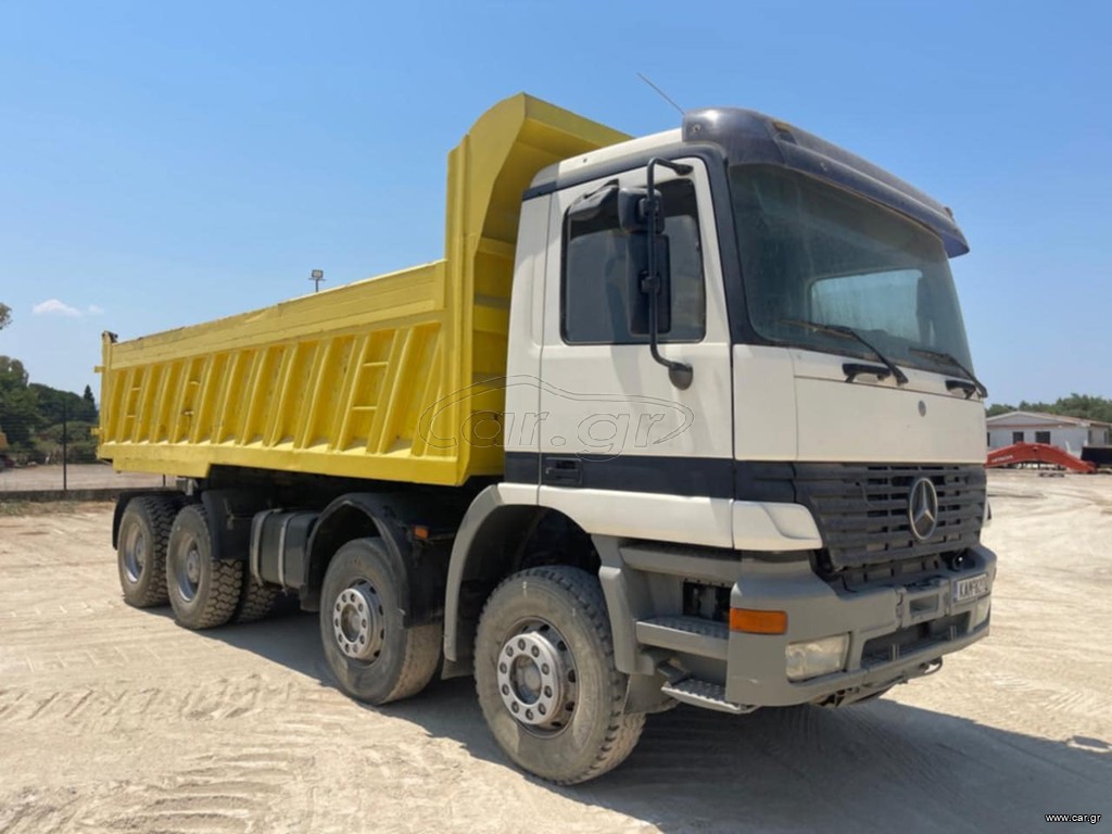 Ανατροπή Mercedes-Benz 2002 4143K 8X4