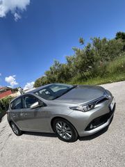 Toyota Auris 2017