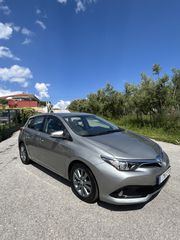 Toyota Auris 2017-thumb-10