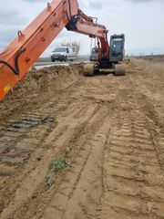 Εκσκαφέας Με Ερπύστριες Hitachi 2012 210