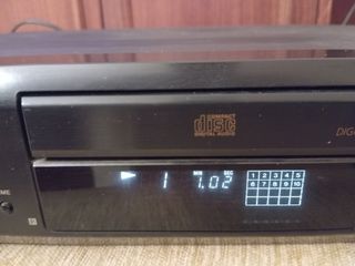 CD player SONY XE310-thumb-1