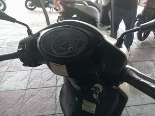 Suzuki Sixteen 2011-thumb-6