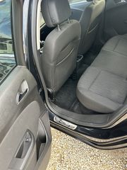 Opel Astra 2013-thumb-13