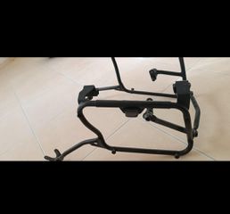 Βάσεις πλαινων βαλιτσων givi για tracer 9 Gen2-thumb-3