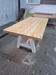 Μοναστηρικά τραπέζια από μασίφ  ξύλο