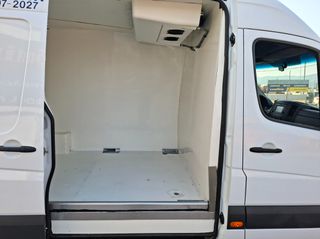 Ψυγείο Mercedes-Benz 2016 Sprinter-thumb-6