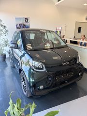 Smart ForTwo 2023 EQ Exclusive/Pano/Camera/Led/Crome/ΗχοσύστημαJBL/Συναγεμός