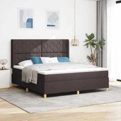 Κρεβάτι με Βαθμός & Στρώμα & LED Σκούρο Καφέ 180x200 εκ. Υφάσματος