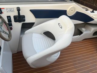 Glastron 2008 GT 209-thumb-18