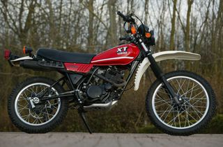 Πωλούνται ανταλλακτικά από YAMAHA XT 250