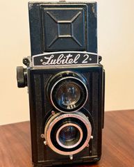 Αντίκα φωτογραφική Lubitel 2