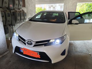 Toyota Auris 2014 Auris 1.4D