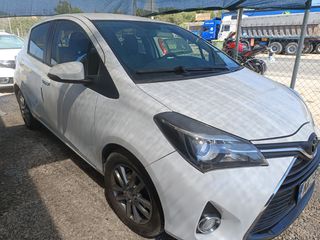 Toyota Yaris 2016-thumb-5