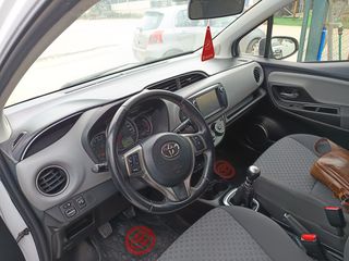 Toyota Yaris 2016-thumb-18