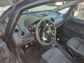 Mitsubishi Colt 2009