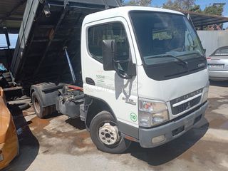 Mitsubishi Fuso 2010-thumb-1