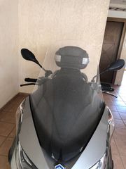 Piaggio X 10 2015-thumb-1