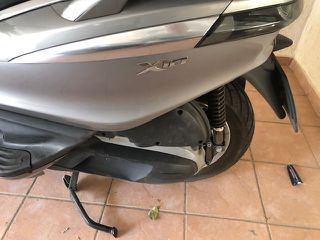Piaggio X 10 2015-thumb-38