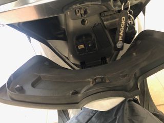 Piaggio X 10 2015-thumb-21