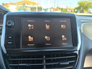Peugeot 2008 2017 1.2 PURETECH 110 ALLURE-thumb-13