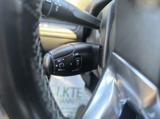 Peugeot 2008 2017 1.2 PURETECH 110 ALLURE-thumb-20