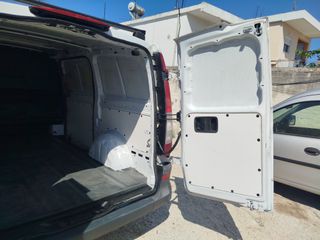 Mercedes-Benz Vito 2012 116 LONG-thumb-6