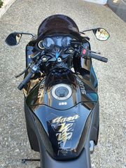 Suzuki GSXR 1300 Hayabusa 2021-thumb-4