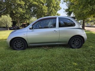 Nissan Micra 2004-thumb-2