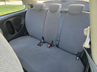 Nissan Micra 2004-thumb-20