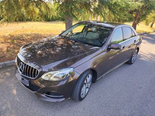 Mercedes-Benz E 350 2013 * V6 * Automatic * 9 Speed * Δέρμα *
