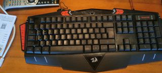 PC σε πολυ καλη κατασταση-thumb-4
