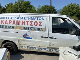 Κλούβα Mercedes-Benz 2001 CDI-112