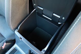 Toyota Hilux 2021 D DC 4X4  2.4 ΑΥΤΟΜΑΤΟ 4 ΠΟΡΤΕΣ ΕΛΛΗΝΙΚΟ  ΥΠΕΡΑΡΙΣΤΟ-thumb-74