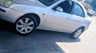 Ford Mondeo 2003 GHIA 1,8 FULL EXTRA