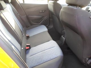 Peugeot 208 2021-thumb-12