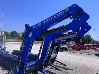 Φορτωτές New Holland 2023 Stoll 745LA