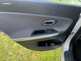 Kia Ceed / cee'd 2013-thumb-18