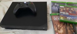 Πωλείται Xbox one x 220€