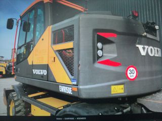Εκσκαφέας Με Λάστιχα Volvo 2016 EWR150-thumb-9